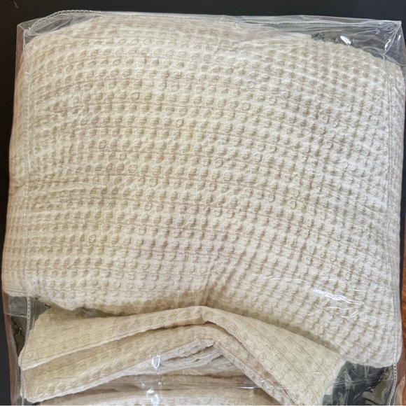 Restore Home 3 Piece Queen Duvet Cover and Shams Cream - Picture 13 of 13